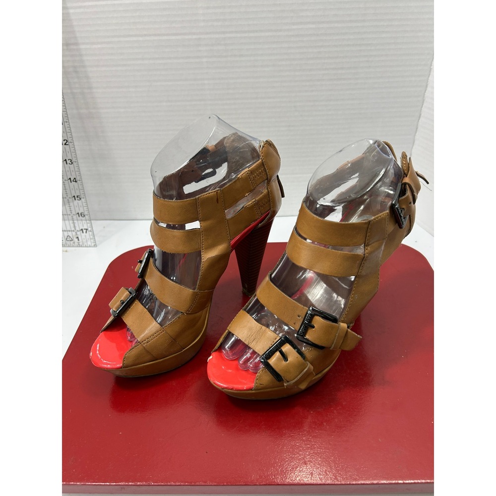 G by GUESS GGLATTIE2-M Sandals 7M Tan Coral Strappy Platform Buckle Heels